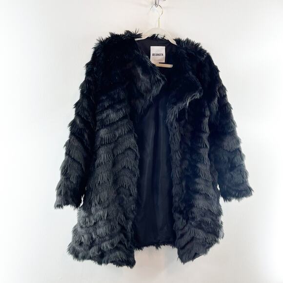 BB Dakota Its All Happening Chevron Faux Fur Winter Coat Jacket Black XS - Picture 8 of 9